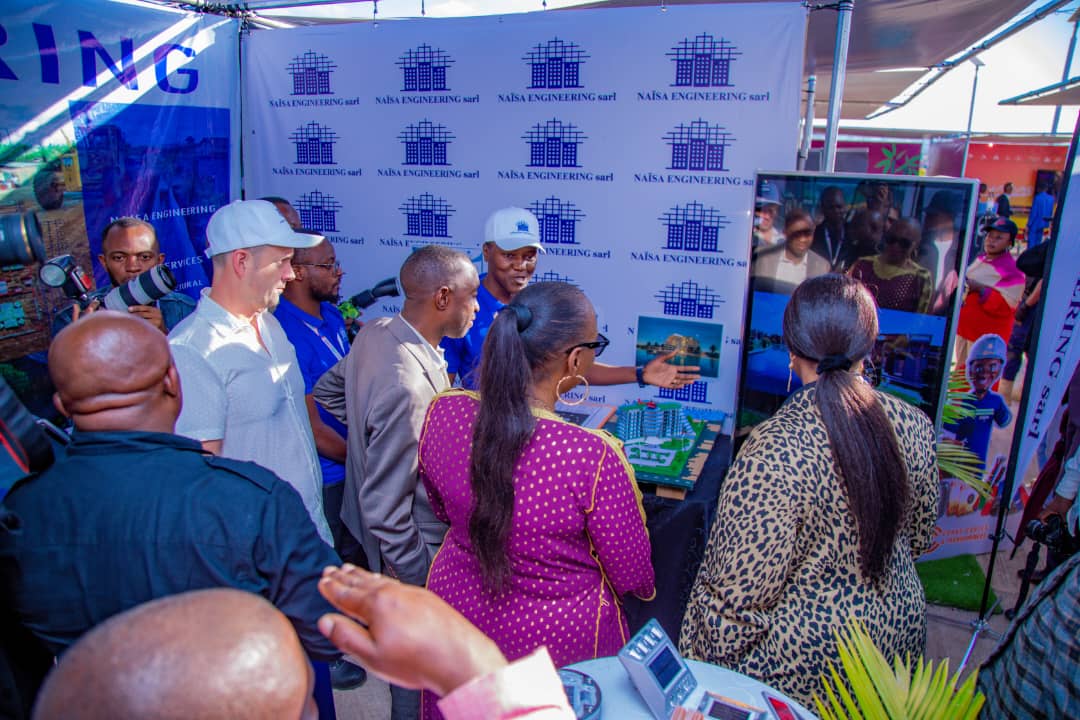 Governor's visit to NAISA's stand at the Katanga Business Meeting